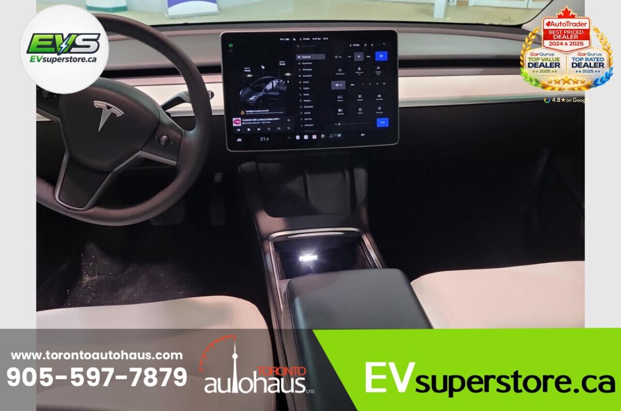2022 Tesla Model 3 WHITE INTERIOR I OVER 100 TESLAS I EVSUPERSTORE.CA Photo