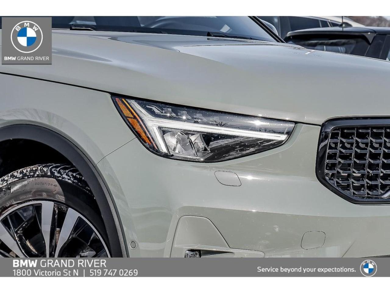 2023 Volvo XC40 B5 Plus Dark Theme 4dr All-Wheel Drive Sport Utility Photo