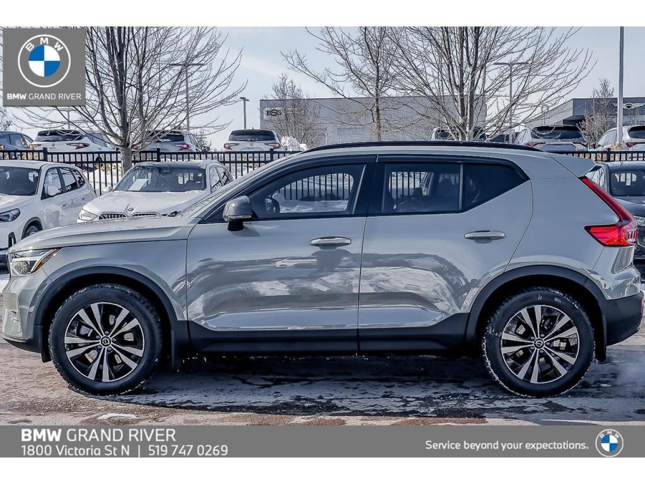 2023 Volvo XC40 B5 Plus Dark Theme 4dr All-Wheel Drive Sport Utility Photo