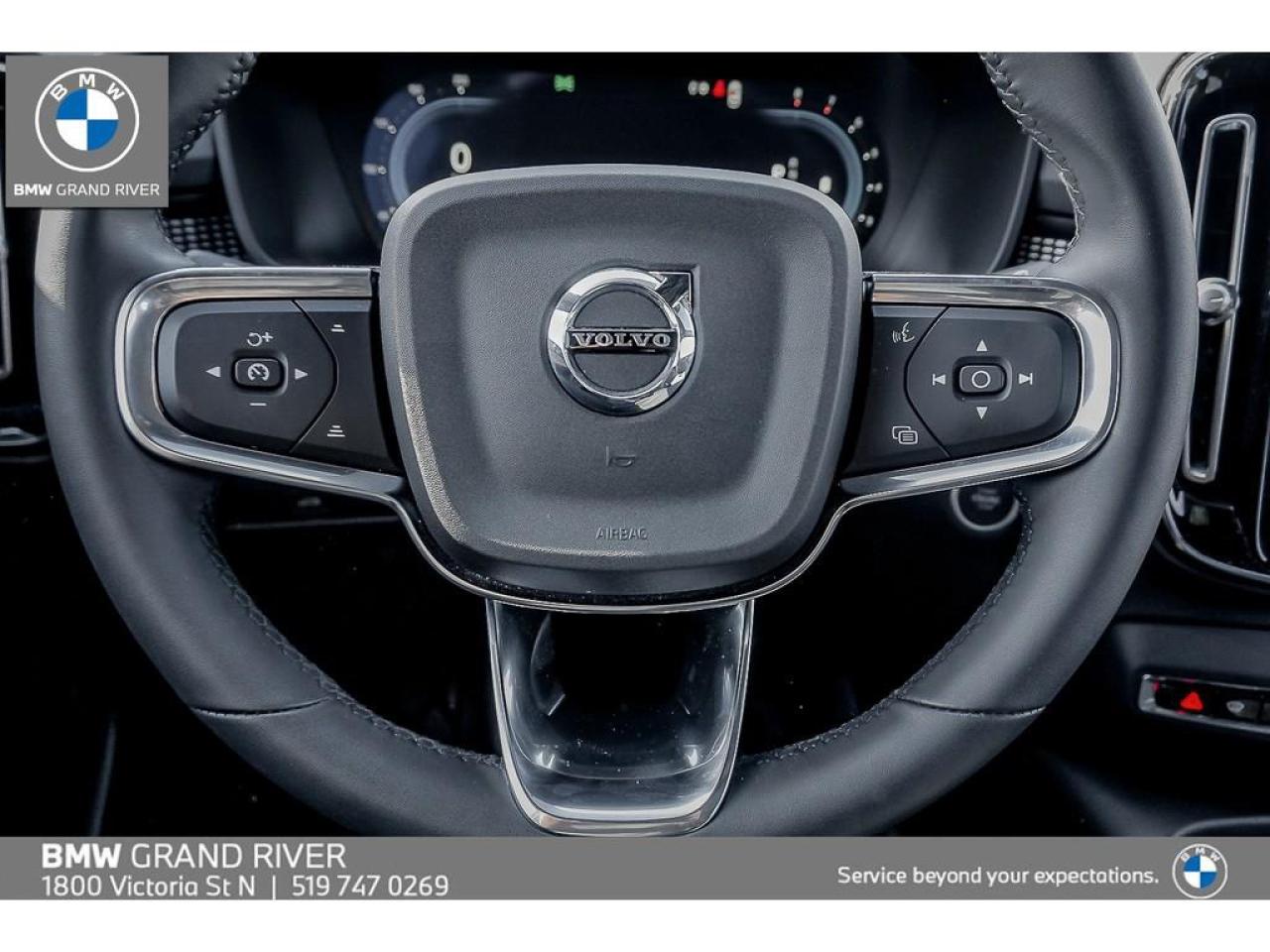 2023 Volvo XC40 B5 Plus Dark Theme 4dr All-Wheel Drive Sport Utility Photo