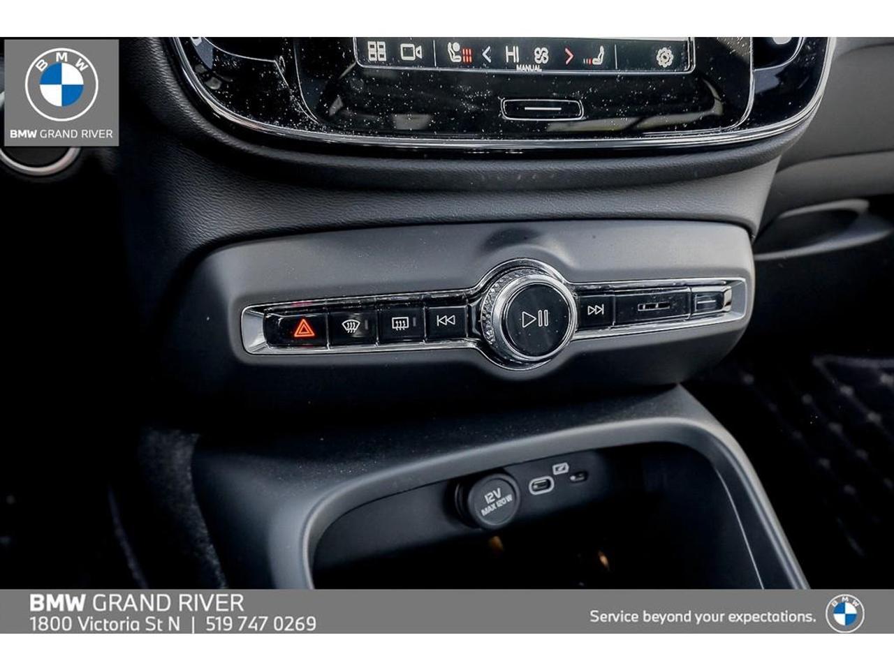 2023 Volvo XC40 B5 Plus Dark Theme 4dr All-Wheel Drive Sport Utility Photo