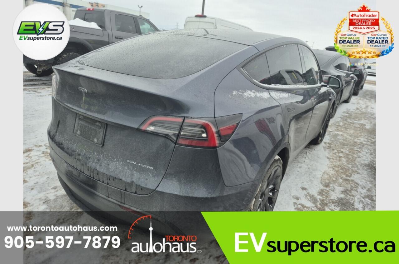 2022 Tesla Model Y LR AWD I OVER 100 TESLAS EVSUPERSTORE.CA Photo4
