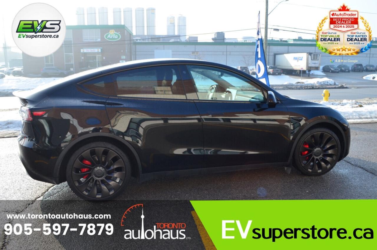 2022 Tesla Model Y PERFORMANCE AT EVSUPERSTORE.CA Photo