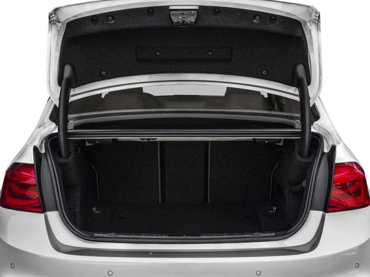 2018 BMW 330 i xDrive 4dr All-Wheel Drive Sedan Photo