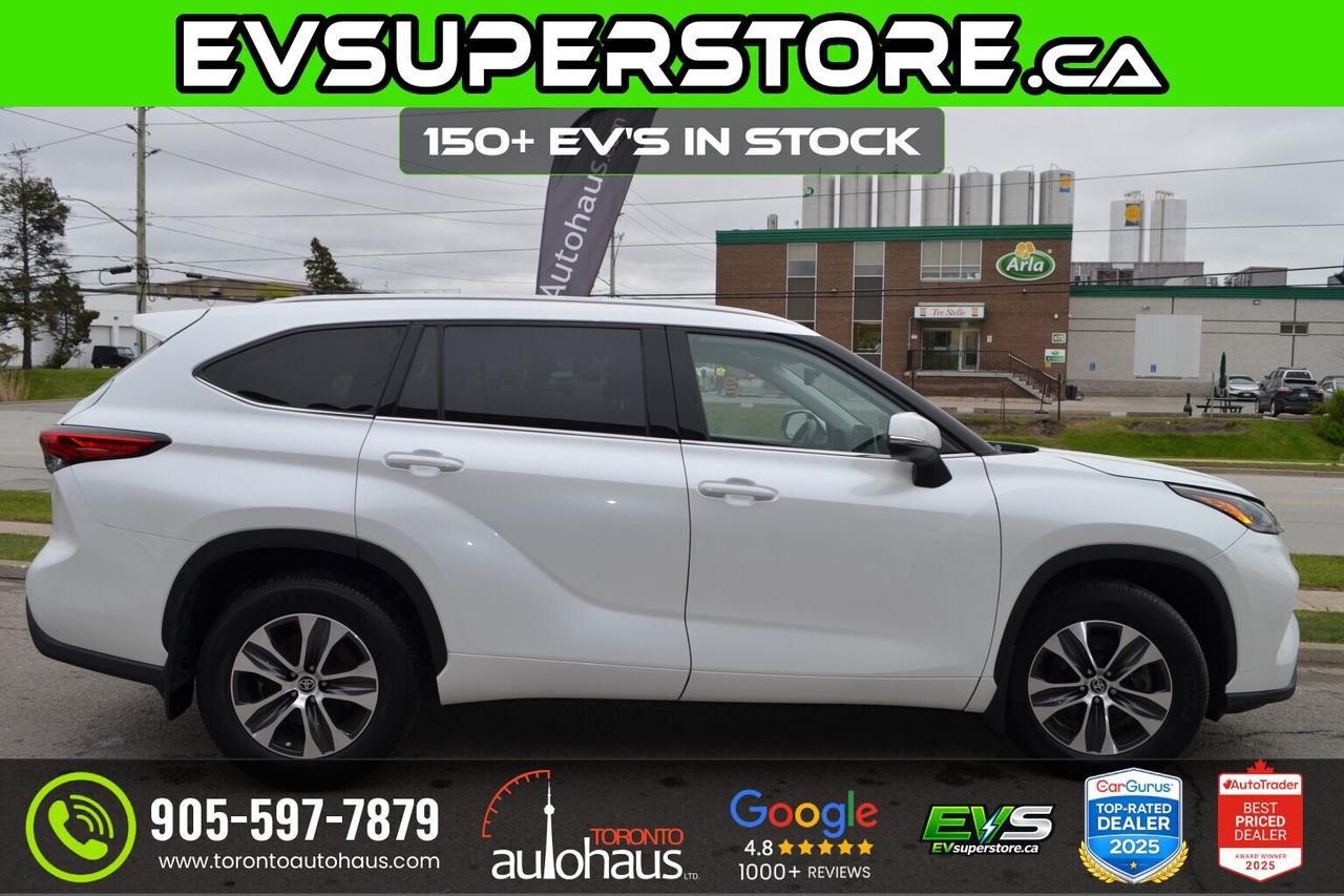 2022 Toyota Highlander XLE I AWD I LEATHER I SUNROOF Photo
