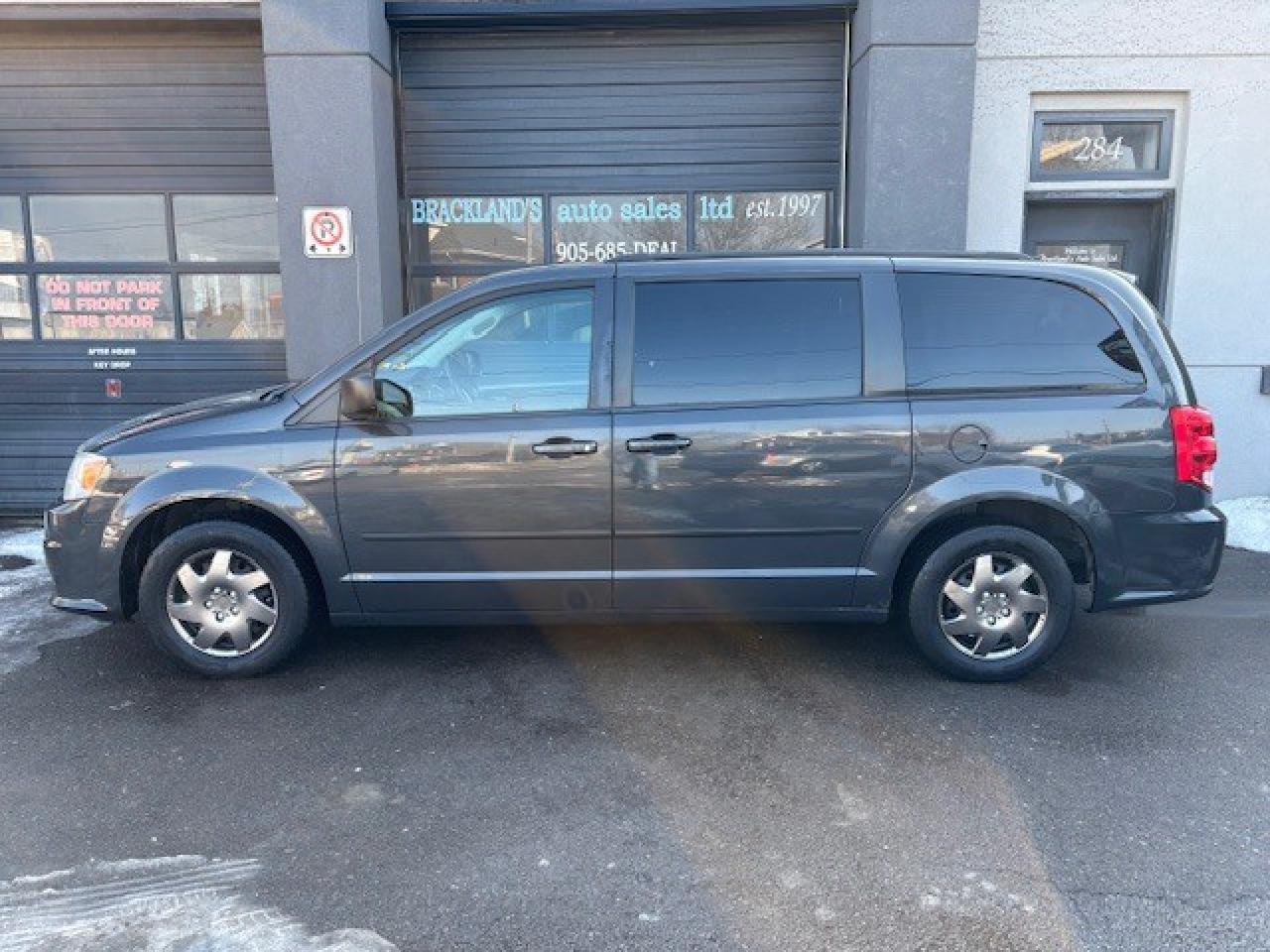 2012 Dodge Grand Caravan 4dr Wgn SXT, CLEAN CARFAX, REVERSE CAMERA!! Photo