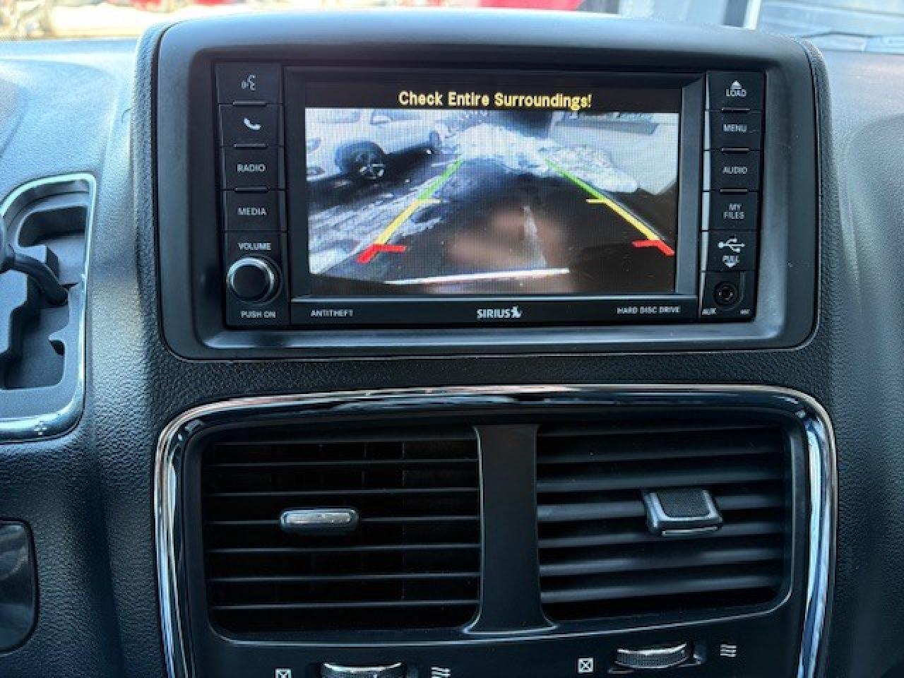 2012 Dodge Grand Caravan 4dr Wgn SXT, CLEAN CARFAX, REVERSE CAMERA!! Photo