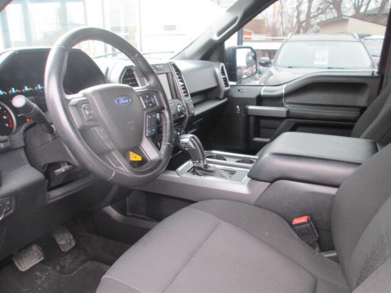 2018 Ford F-150 XLT 4WD SuperCrew 6.5' Box Photo