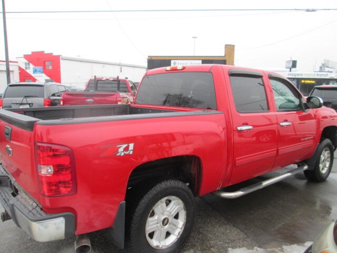 2011 Chevrolet Silverado 1500 4WD Crew Cab 143.5  LT, Side Steps, Liner Photo
