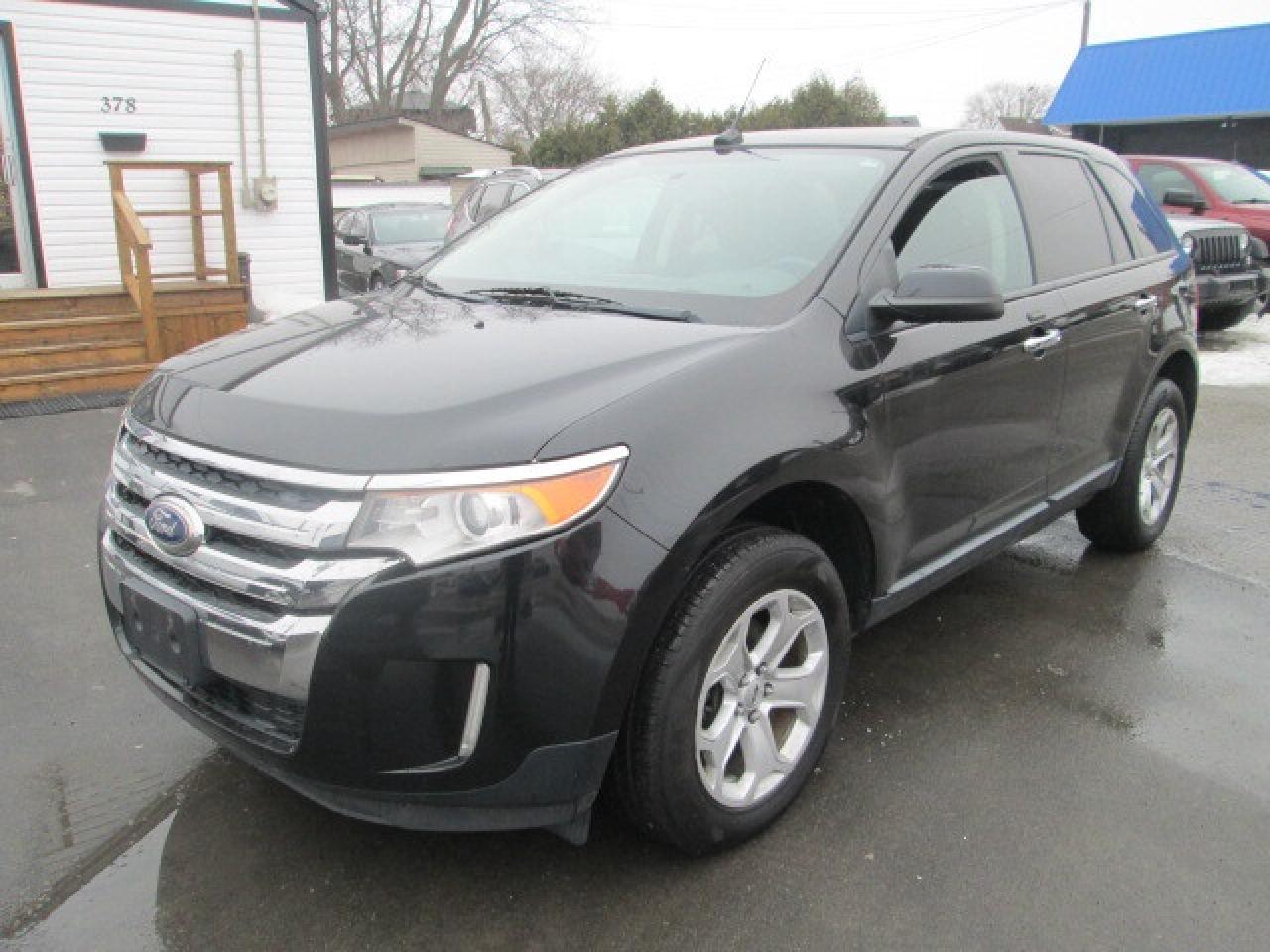 2011 Ford Edge 4dr SEL FWD, Leather, Sun Roof, Navigation Photo0