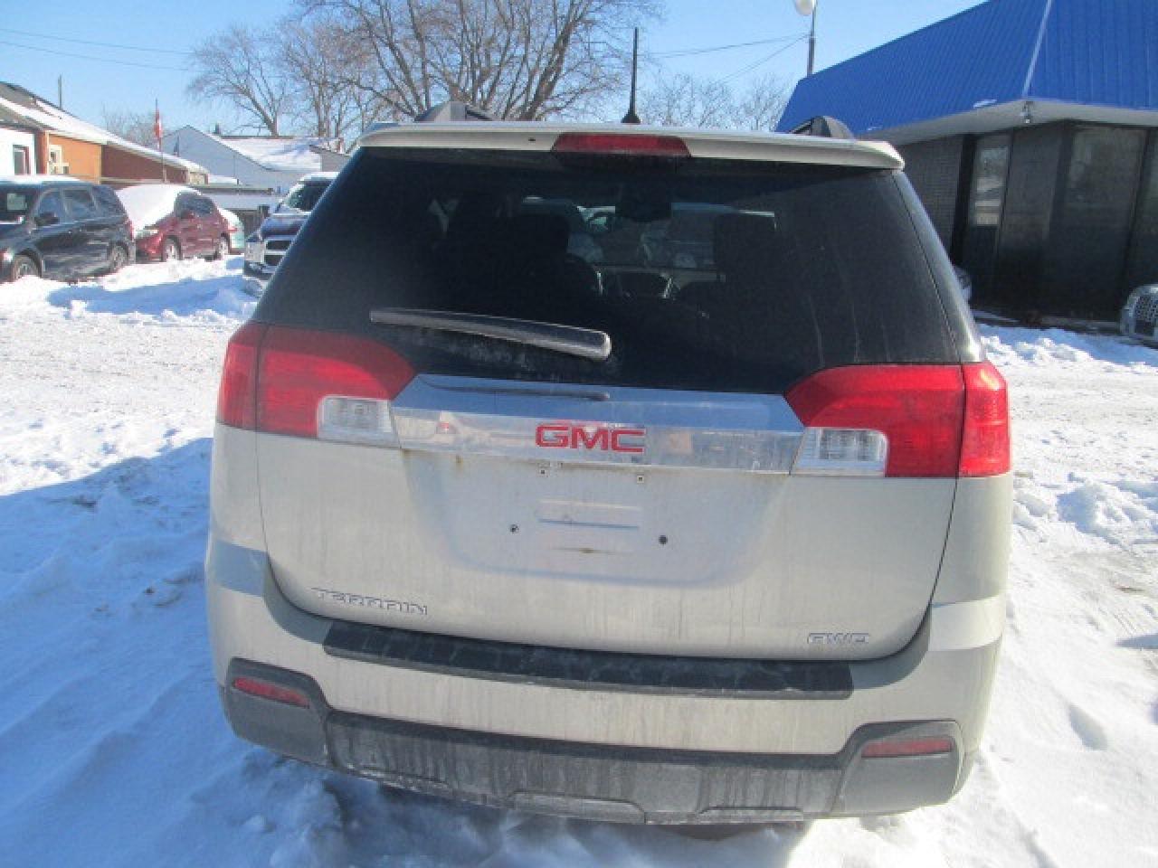 2014 GMC Terrain AWD 4dr SLE-2, Back Up Camera, Heated Seats Photo4