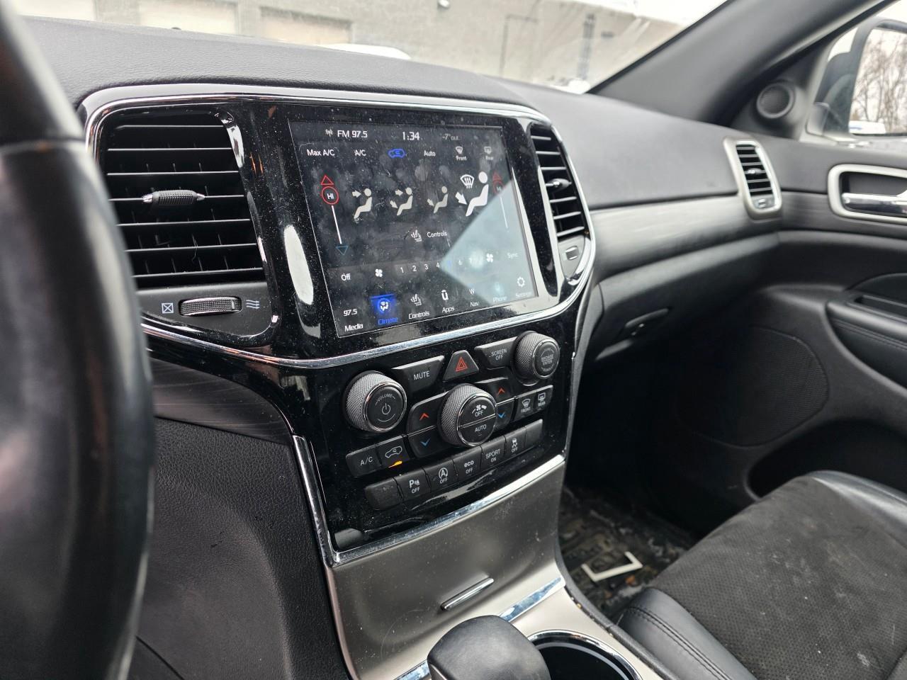 2021 Jeep Grand Cherokee Laredo 4dr 4x4 Photo