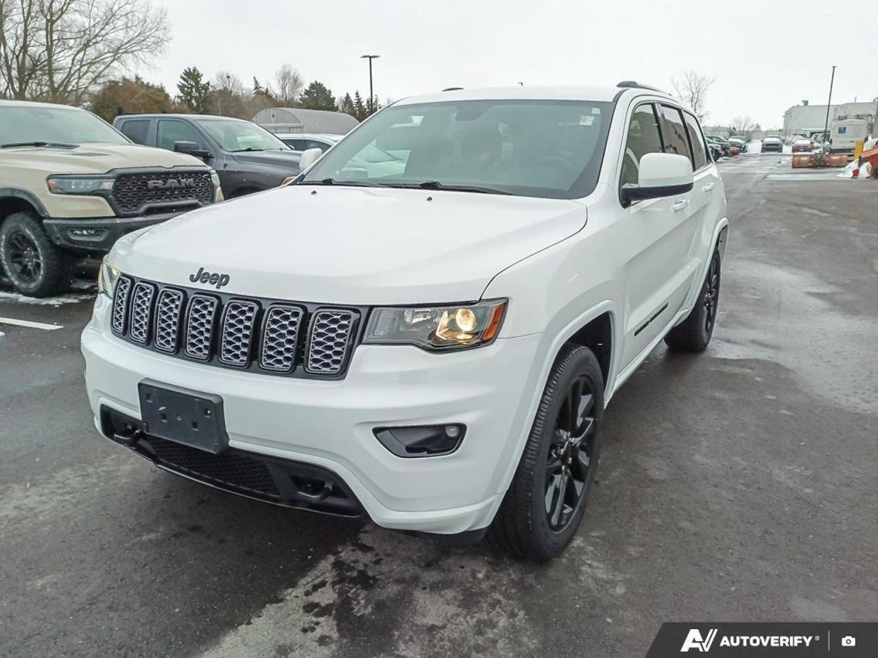 2021 Jeep Grand Cherokee Laredo 4dr 4x4 Photo