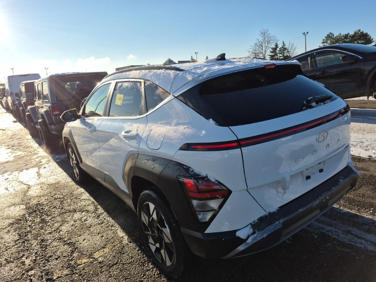 2025 Hyundai KONA 2.0L Preferred w/Trend Package 4dr All-Wheel Drive Photo2