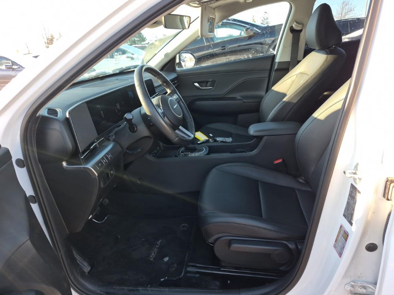 2025 Hyundai KONA 2.0L Preferred w/Trend Package 4dr All-Wheel Drive Photo4