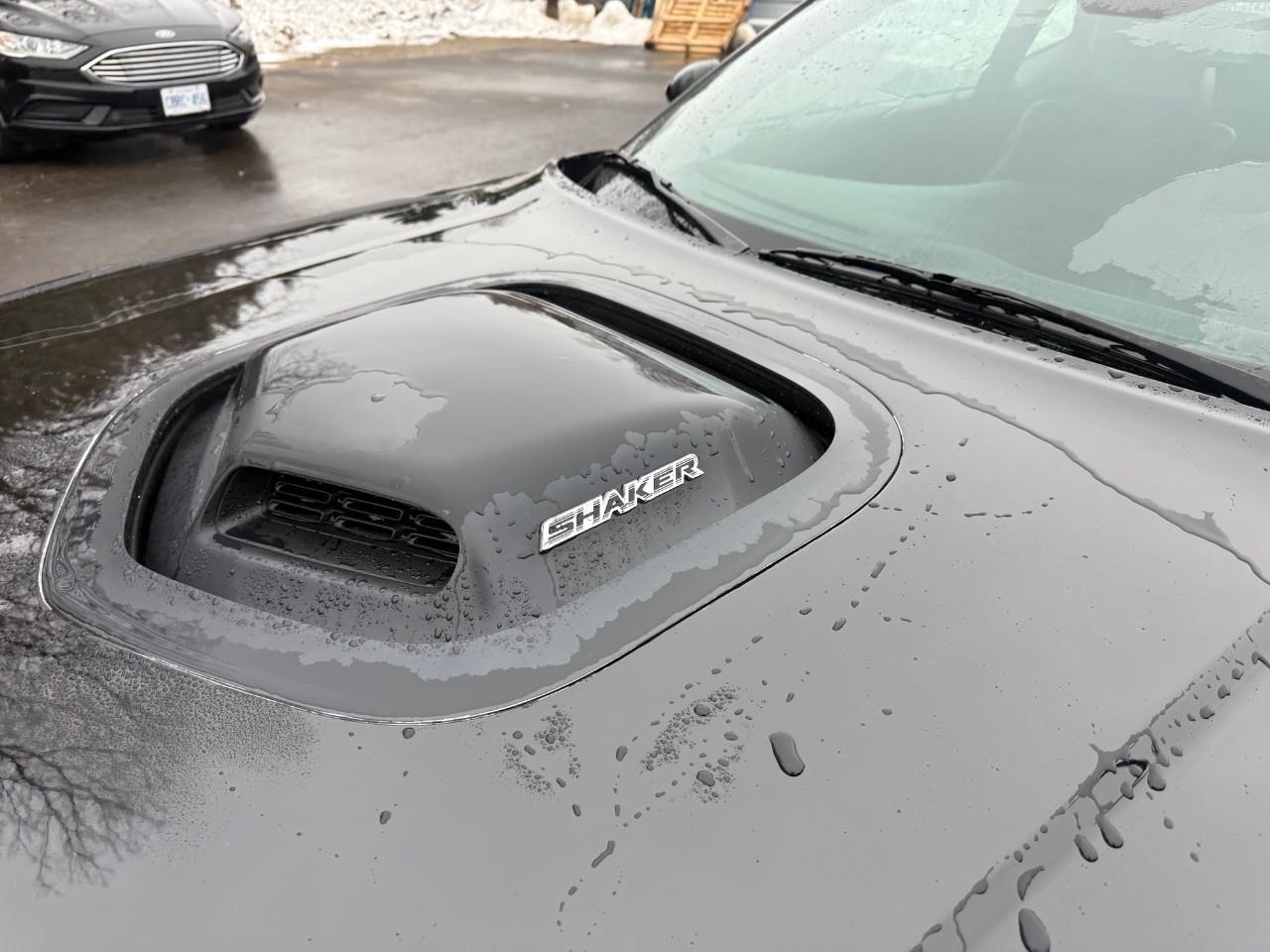 2023 Dodge Challenger R/T 2dr Rear-Wheel Drive Coupe Photo3