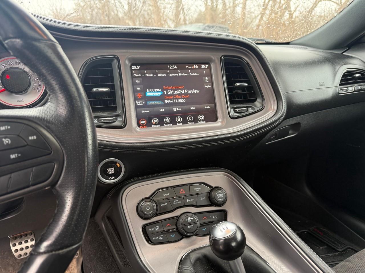 2023 Dodge Challenger R/T 2dr Rear-Wheel Drive Coupe Photo
