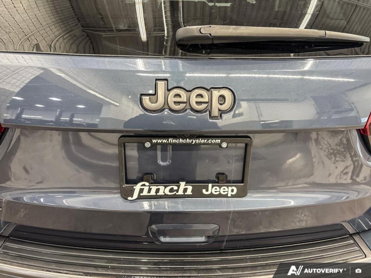 2021 Jeep Grand Cherokee Overland 4dr 4x4 Photo