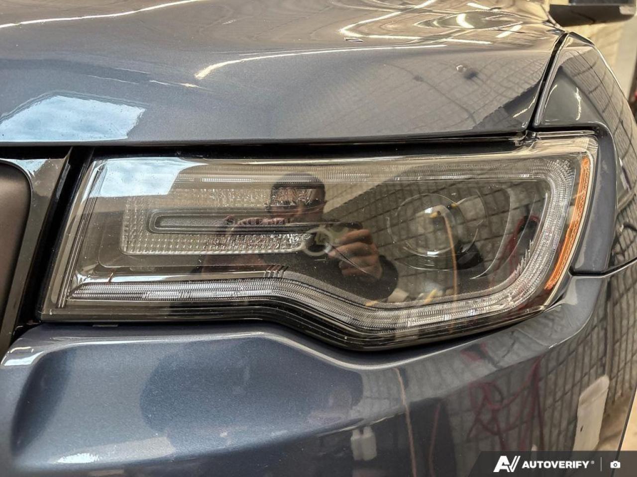 2021 Jeep Grand Cherokee Overland 4dr 4x4 Photo