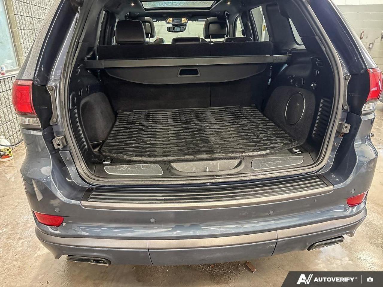 2021 Jeep Grand Cherokee Overland 4dr 4x4 Photo