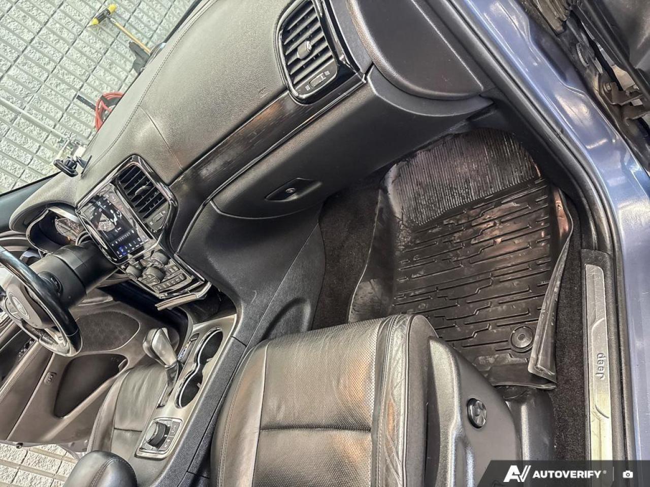 2021 Jeep Grand Cherokee Overland 4dr 4x4 Photo