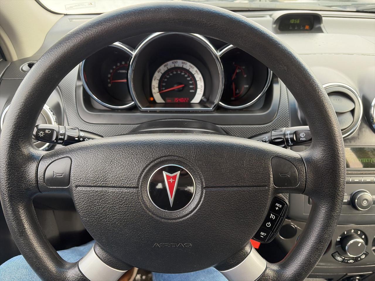 2009 Pontiac G3 Wave ONE OWNER-SE-LOW KM-SUNROOF-CLEAN Photo