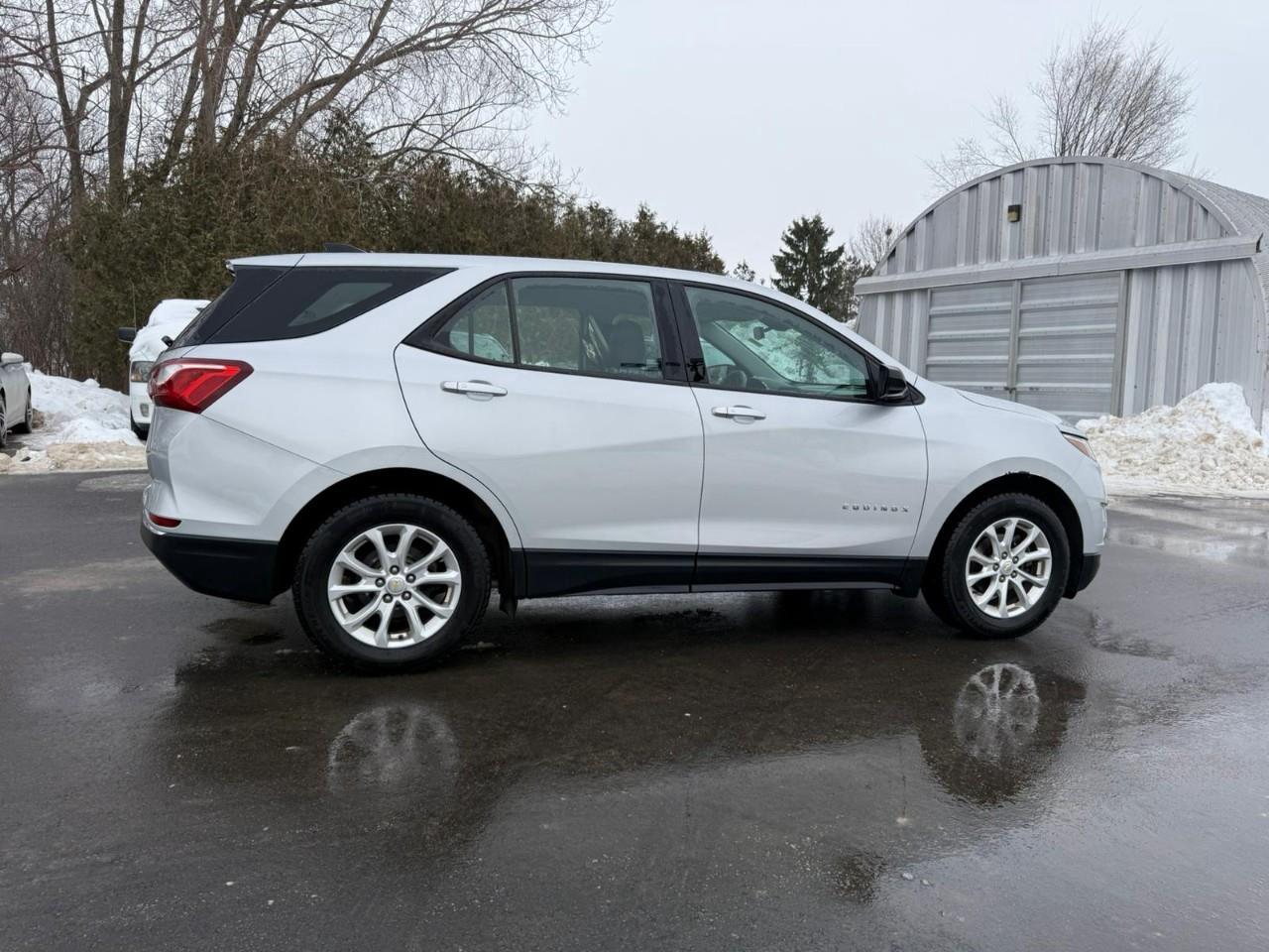 2018 Chevrolet Equinox LS Front-Wheel Drive Photo