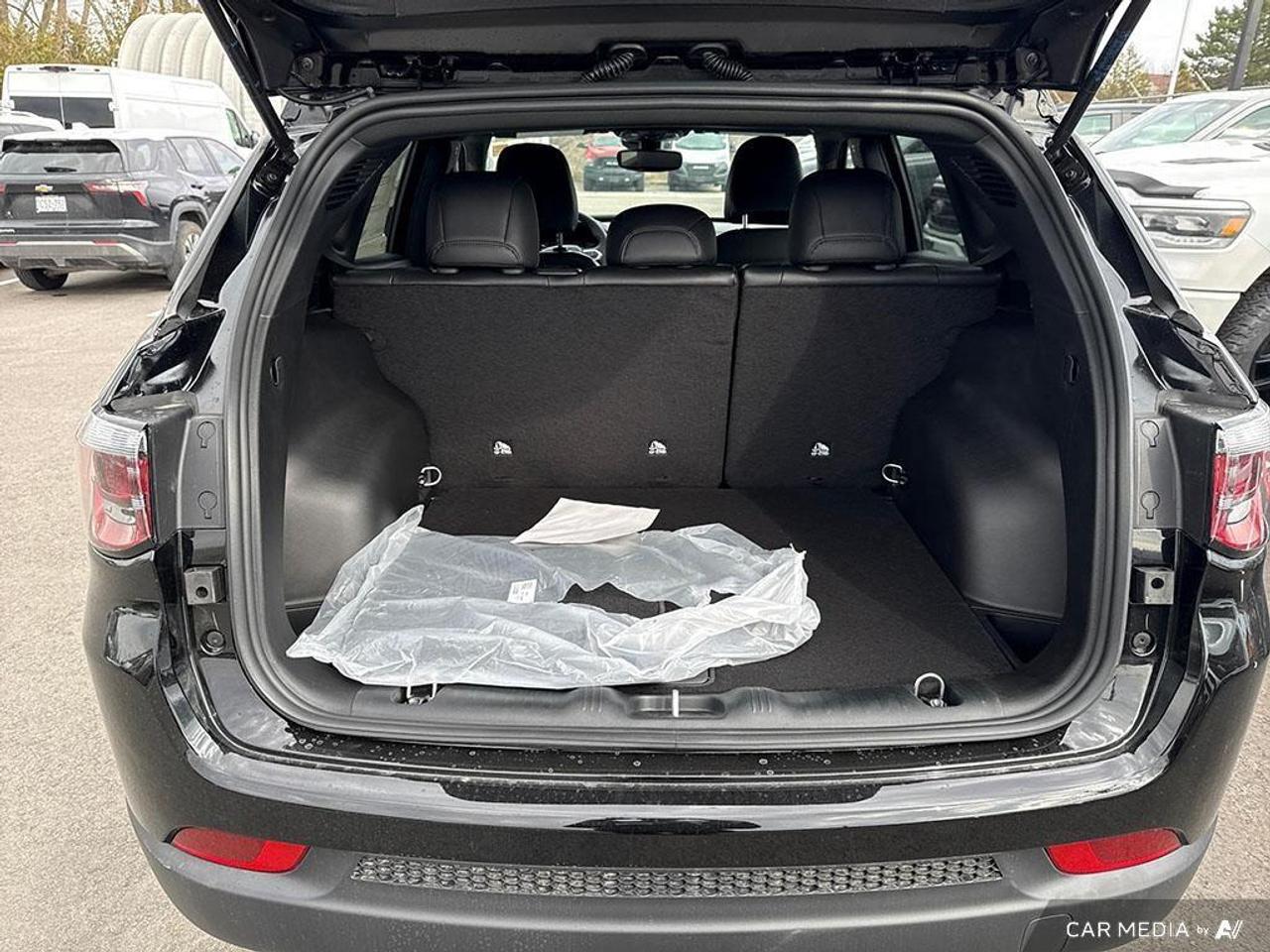 2026 Jeep Compass North 4dr 4x4 Photo