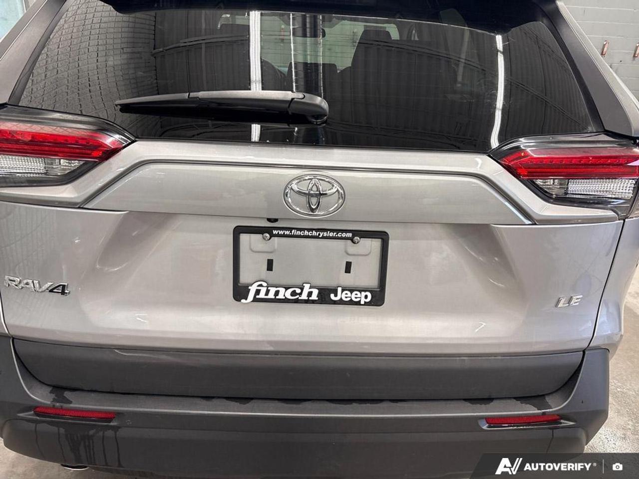 2021 Toyota RAV4 LE 4dr Front-wheel Drive Photo