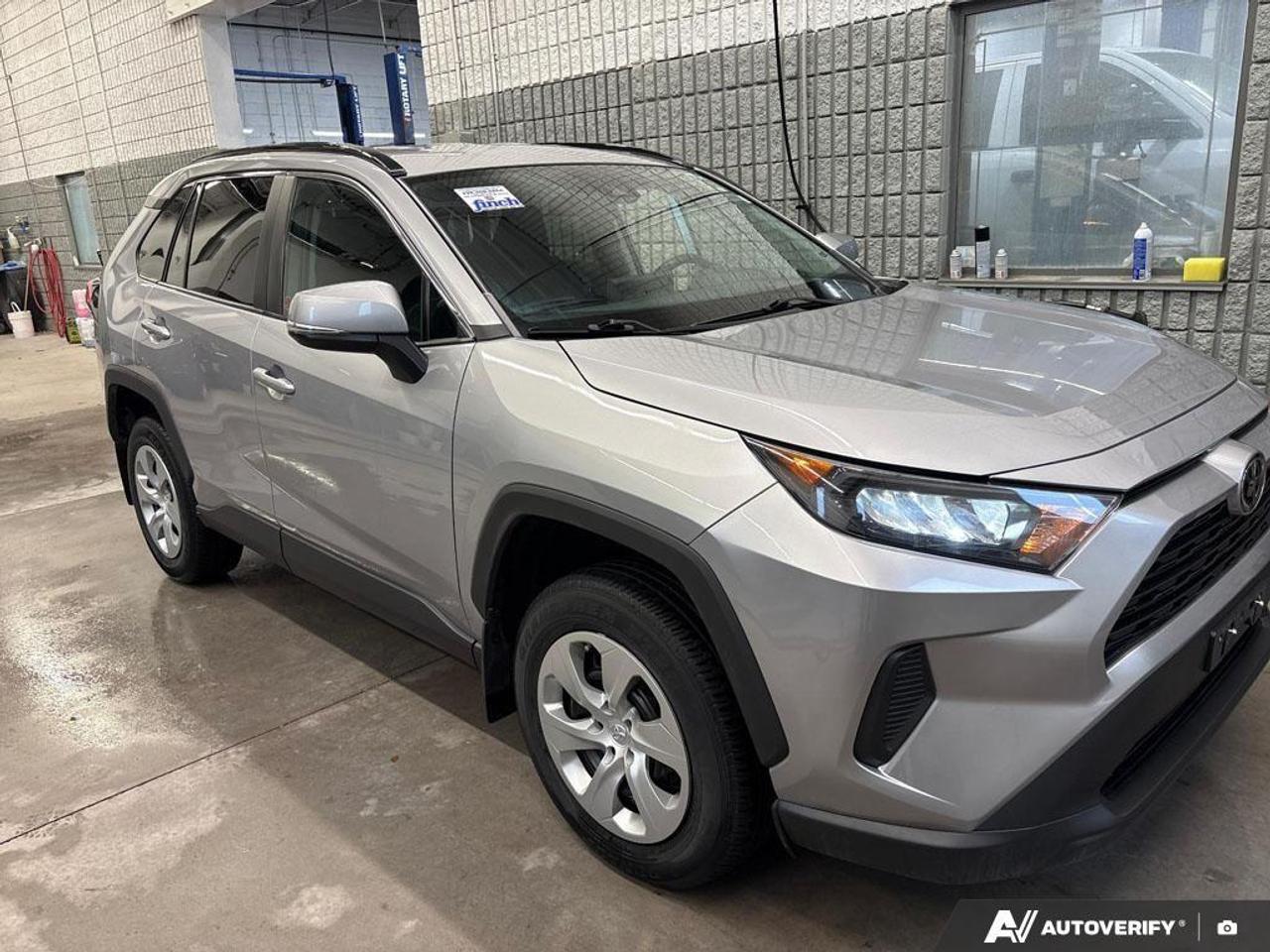 2021 Toyota RAV4 LE 4dr Front-wheel Drive Photo
