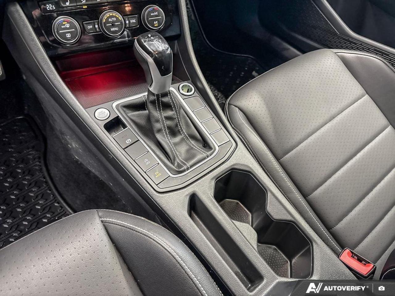 2024 Volkswagen Jetta Comfortline (A8) 4dr Sedan Photo