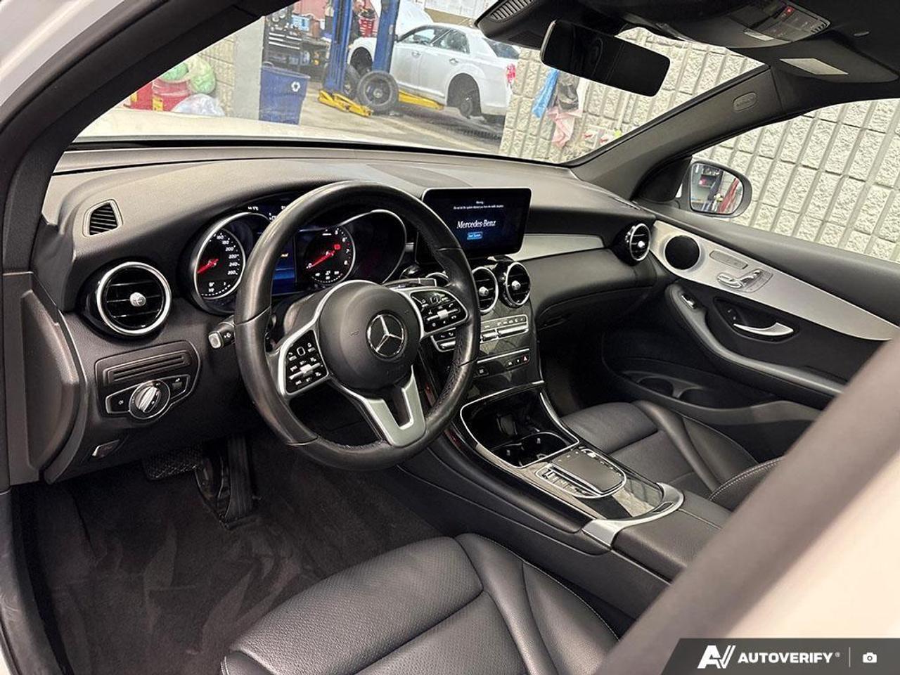 2022 Mercedes-Benz GLC 300 Base GLC 300 4dr All-Wheel Drive Photo