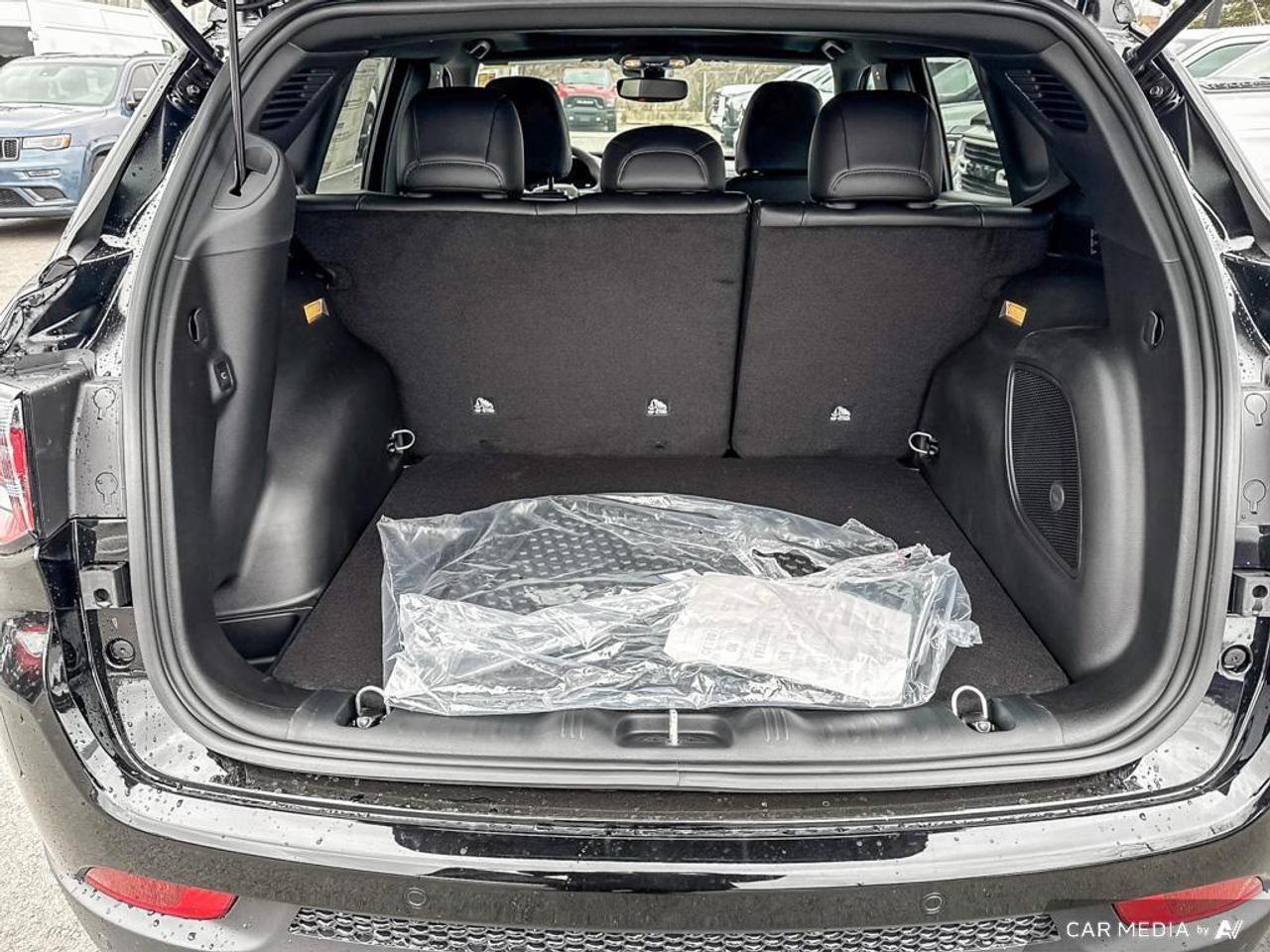 2026 Jeep Compass Trailhawk 4dr 4x4 Photo