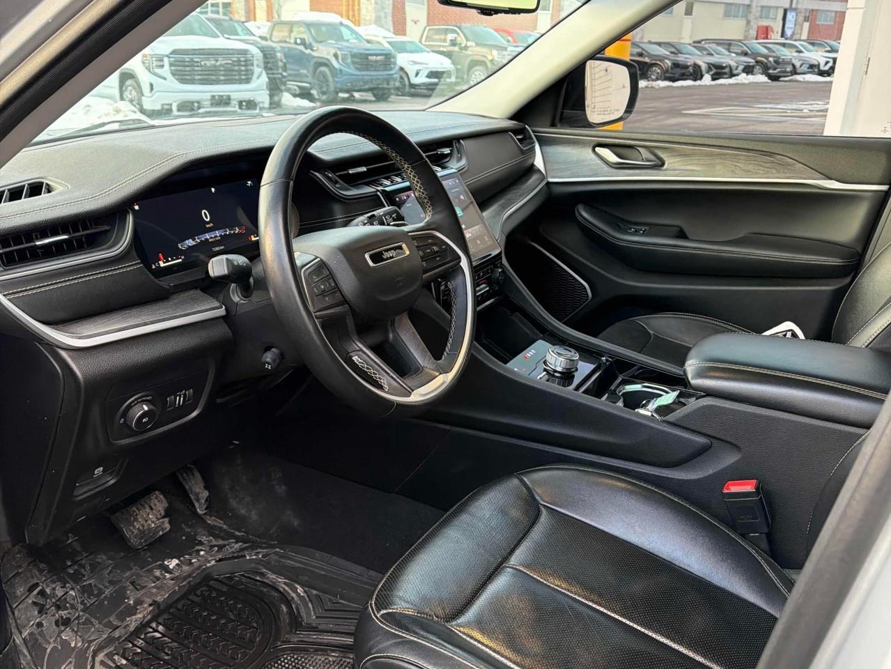 2022 Jeep Grand Cherokee Limited 4dr 4x4 Photo