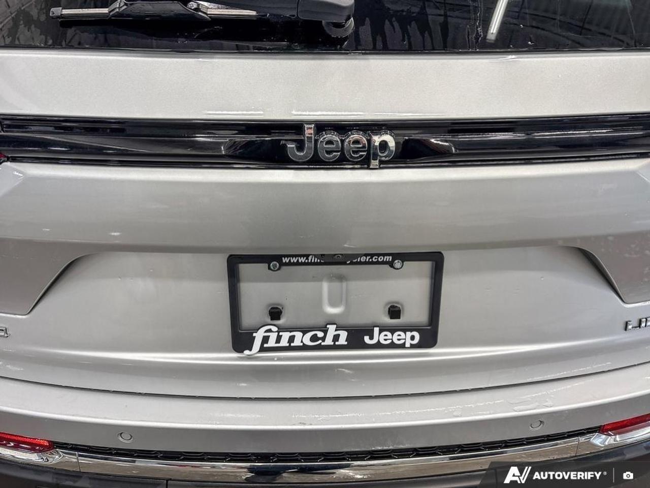 2022 Jeep Grand Cherokee Limited 4dr 4x4 Photo