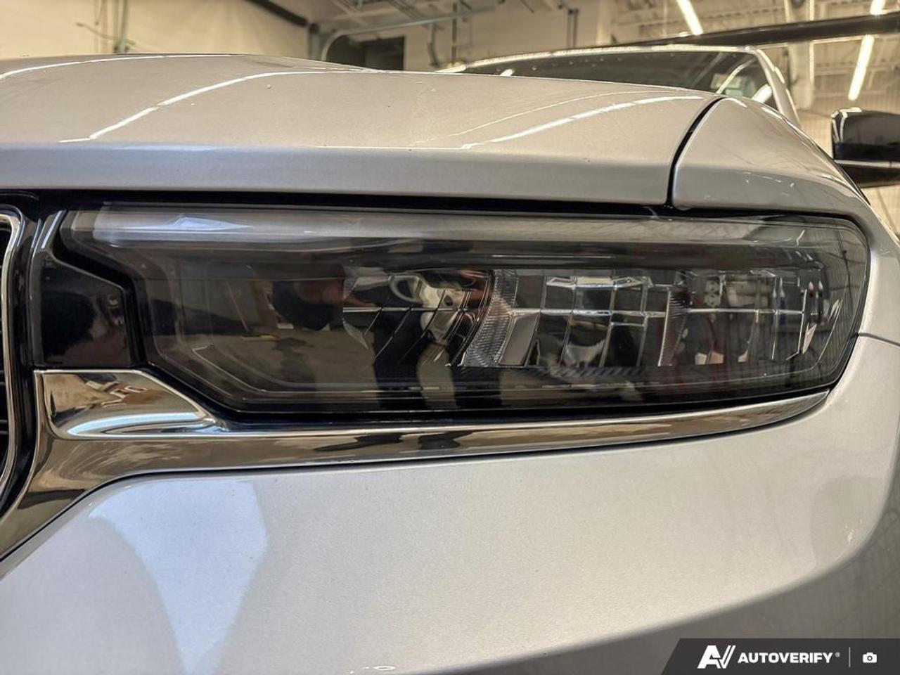 2022 Jeep Grand Cherokee Limited 4dr 4x4 Photo