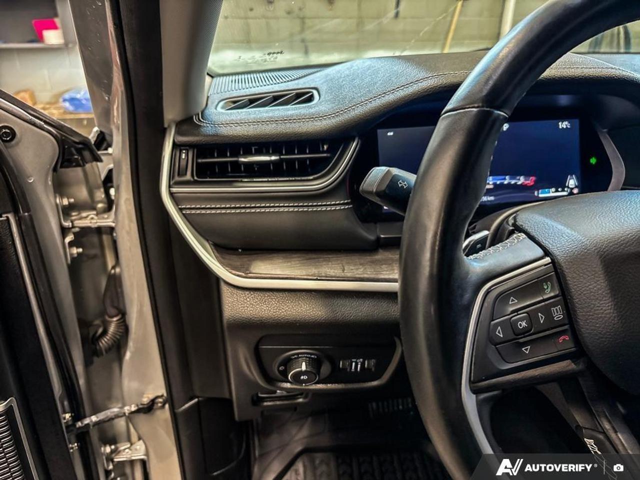 2022 Jeep Grand Cherokee Limited 4dr 4x4 Photo