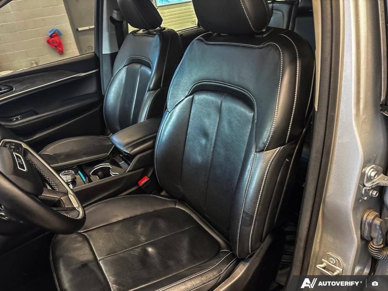 2022 Jeep Grand Cherokee Limited 4dr 4x4 Photo