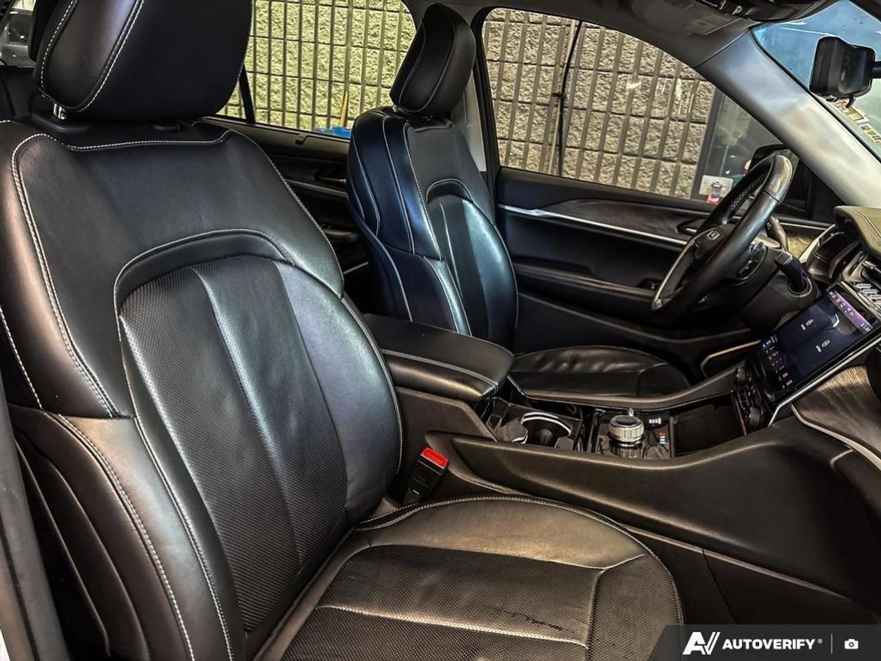 2022 Jeep Grand Cherokee Limited 4dr 4x4 Photo