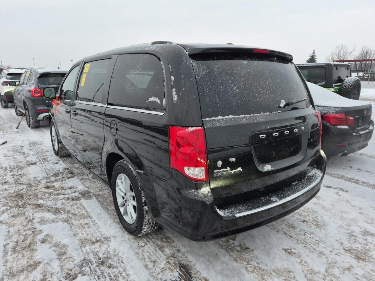 2020 Dodge Grand Caravan Premium Plus Passenger Van Photo3