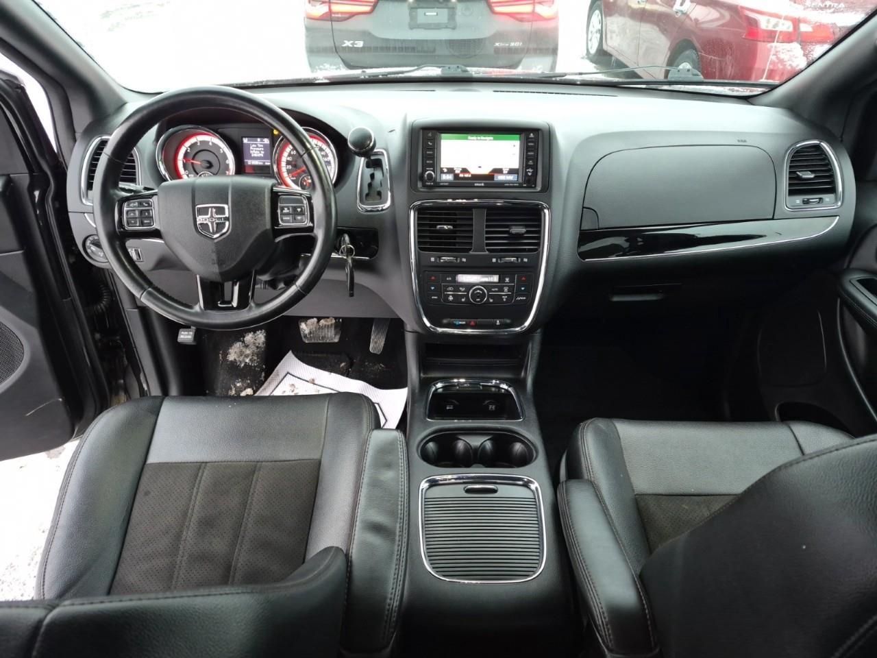 2020 Dodge Grand Caravan Premium Plus Passenger Van Photo
