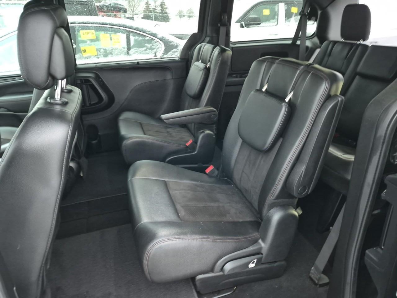 2020 Dodge Grand Caravan Premium Plus Passenger Van Photo