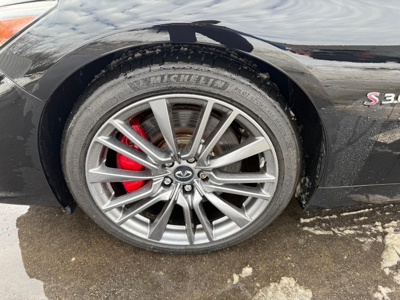 2017 Infiniti Q50 3.0t Red Sport 400 (A7) 4dr All-Wheel Drive Sedan Photo