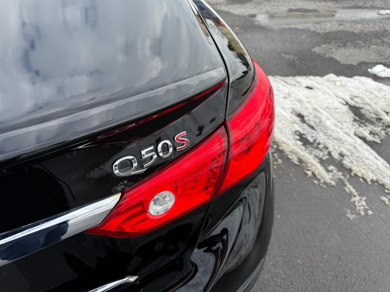 2017 Infiniti Q50 3.0t Red Sport 400 (A7) 4dr All-Wheel Drive Sedan Photo