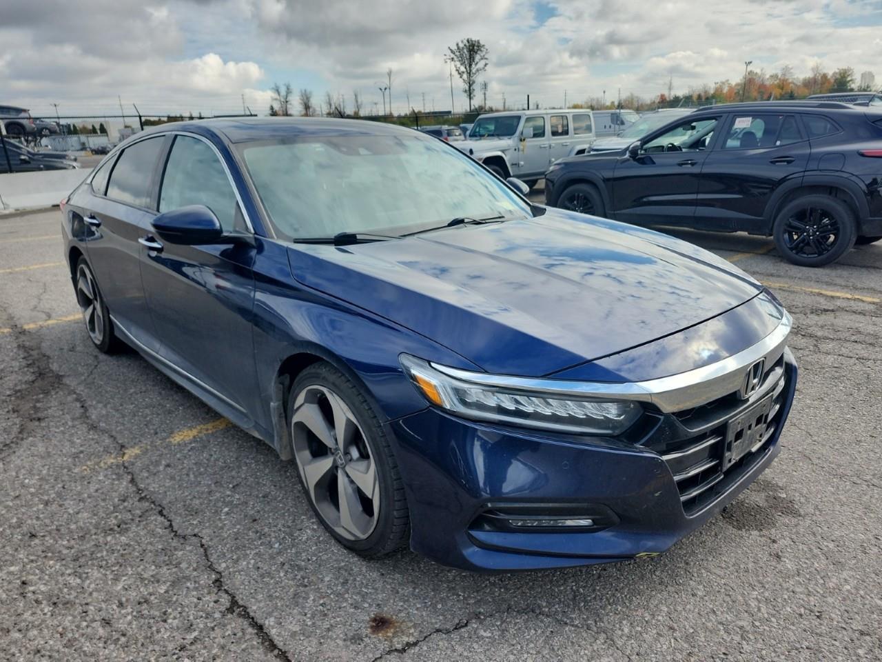 2020 Honda Accord Touring 1.5T 4dr Sedan Photo
