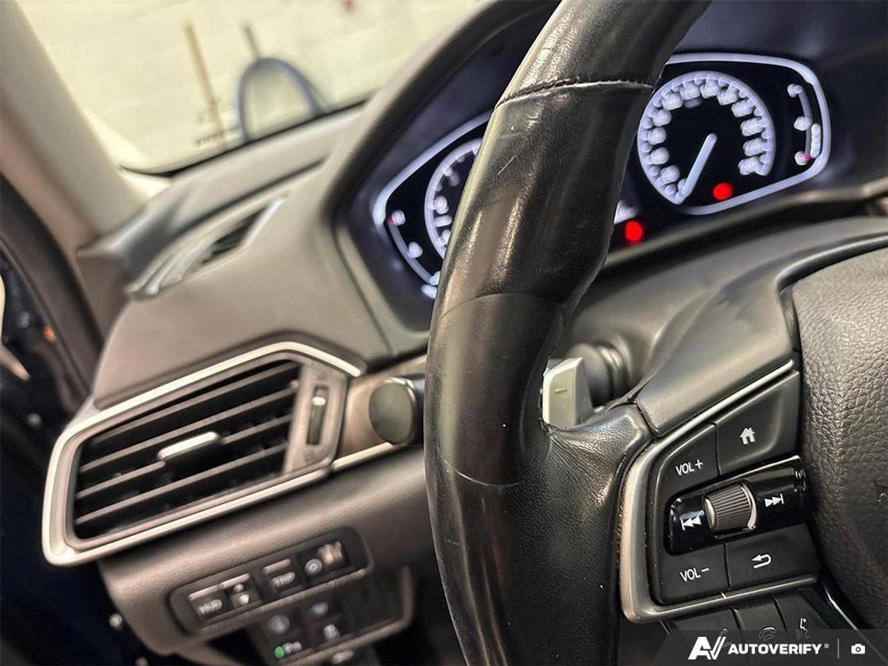 2020 Honda Accord Touring 1.5T 4dr Sedan Photo