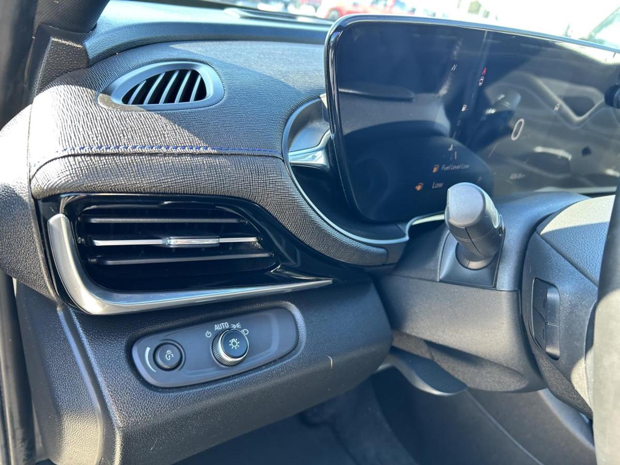 2024 Buick Envista Sport Touring Photo