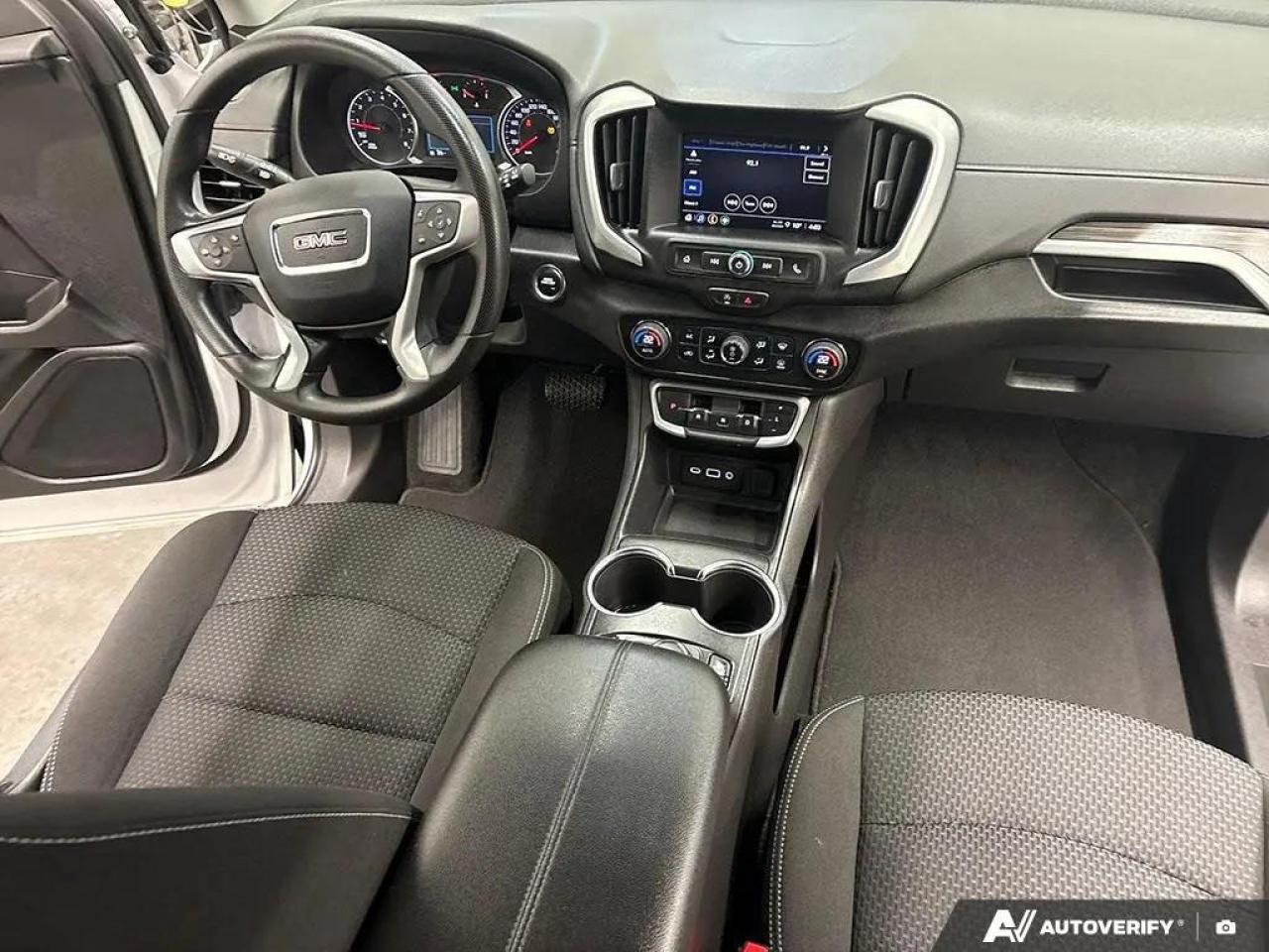 2023 GMC Terrain SLE Front-Wheel Drive Photo