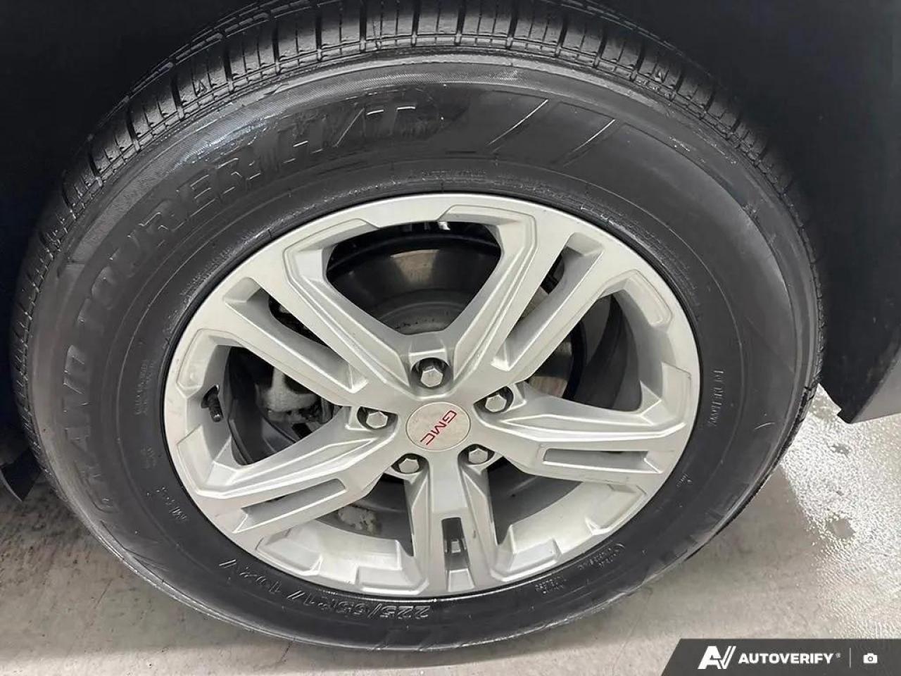 2023 GMC Terrain SLE Front-Wheel Drive Photo