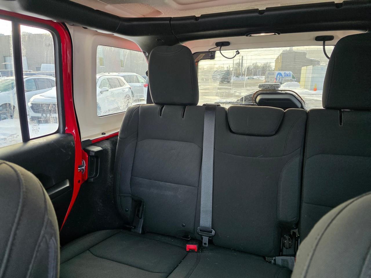 2018 Jeep WRANGLER UNLIMITED Sport 4dr 4x4 Photo